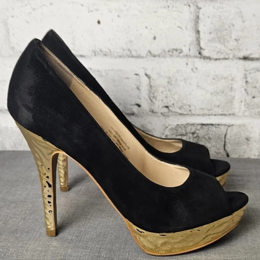 Enzo Angiolini Easully Black Suede Gold Peep Toe Platform Heels Size 7.5